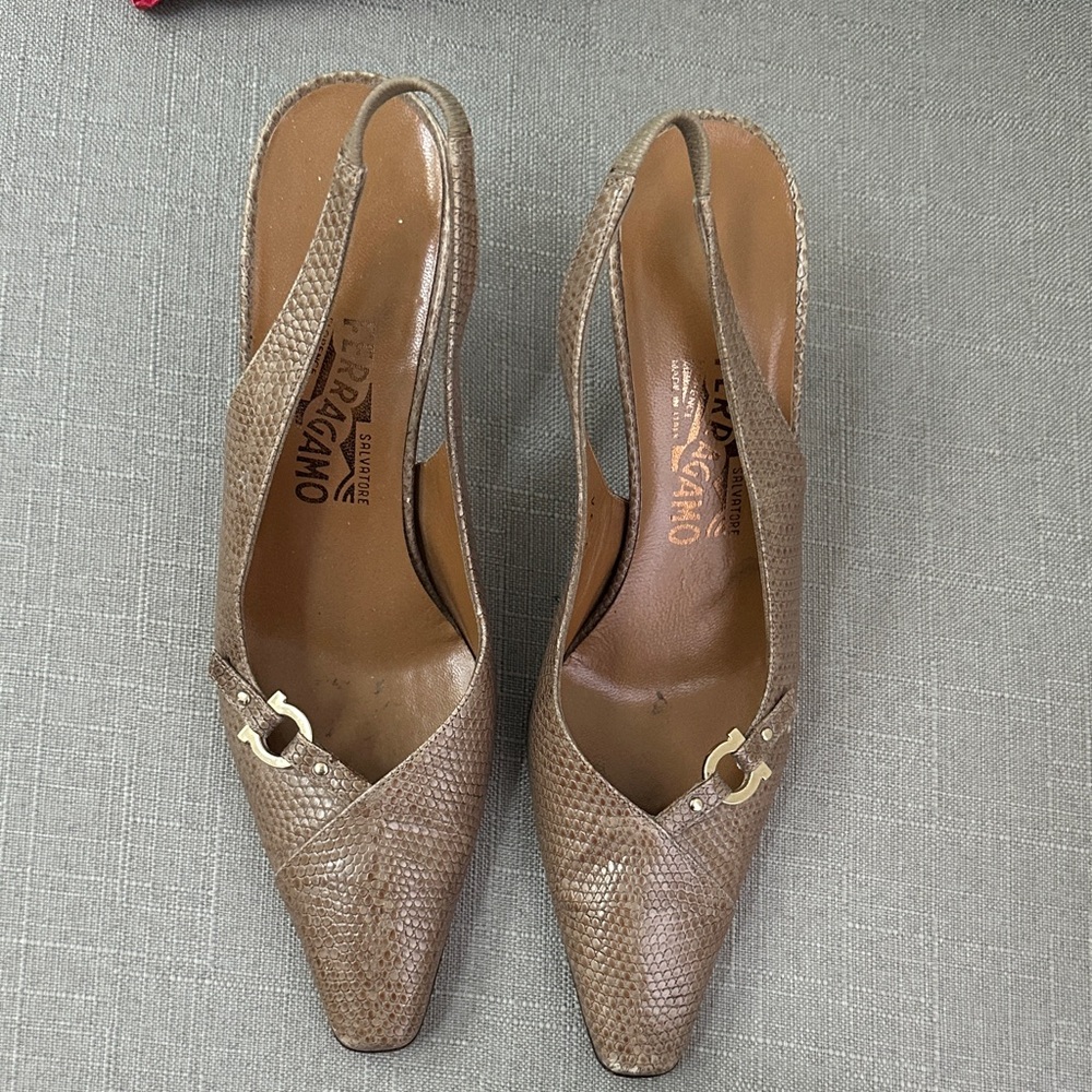 Salvatore Ferragamo Taupe Textured Slingback Heels vintage